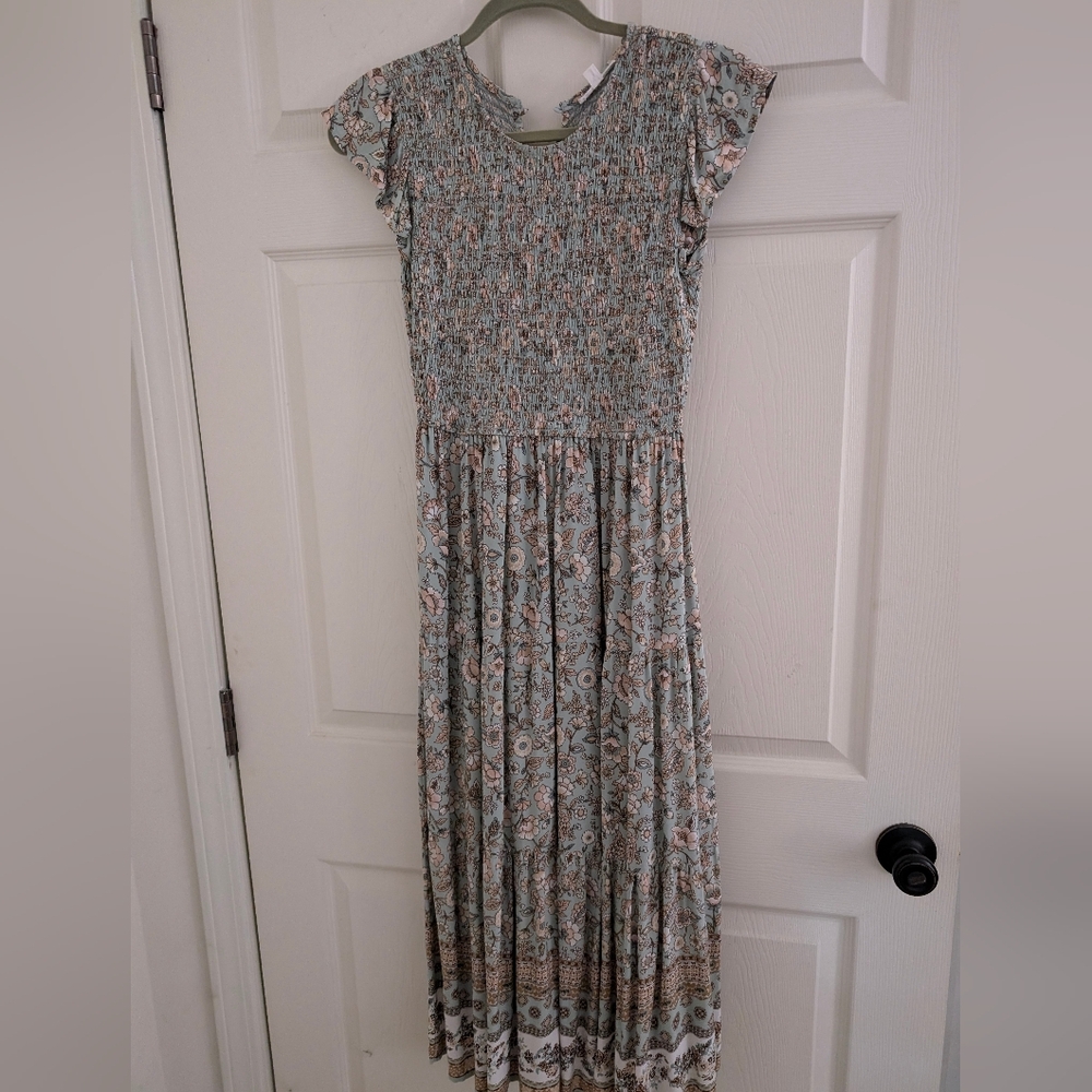 Gently used midi length deess